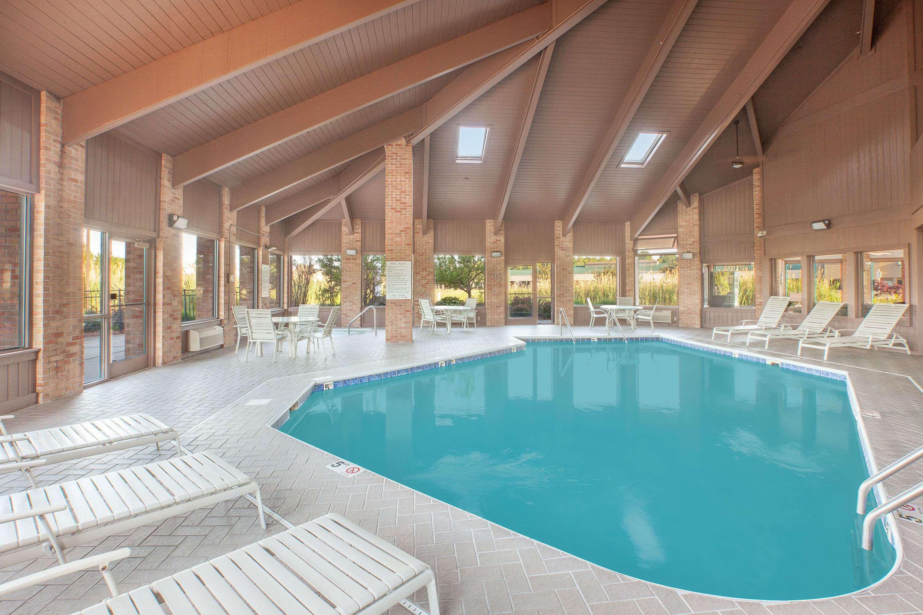 Baymont By Wyndham Port Huron Exterior foto
