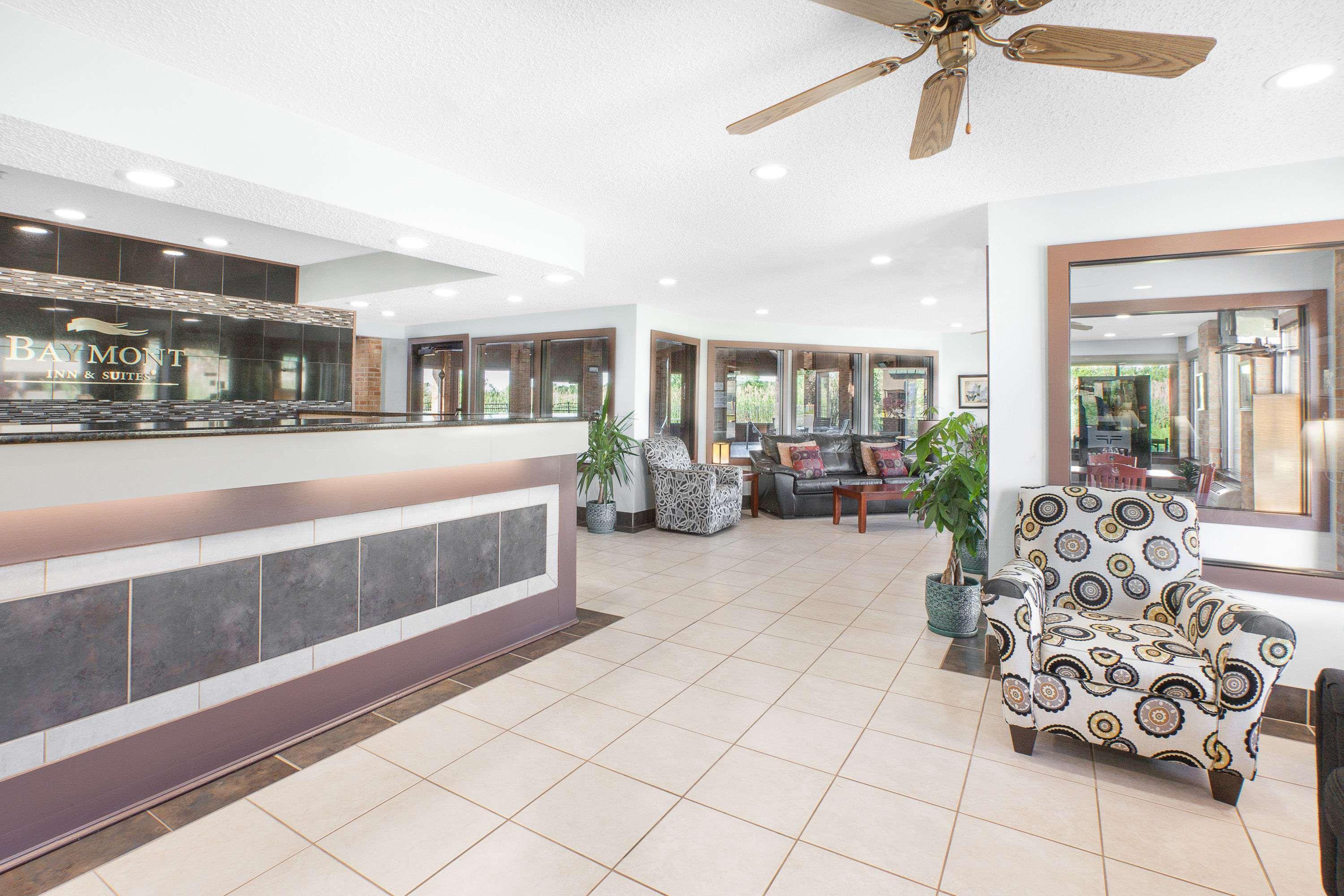 Baymont By Wyndham Port Huron Exterior foto